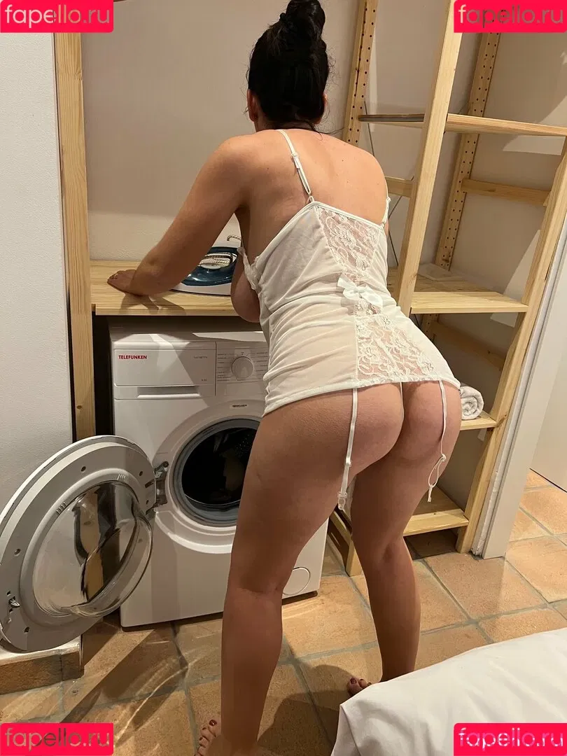 busty_barbie / bustyxl Onlyfans Photo Gallery 