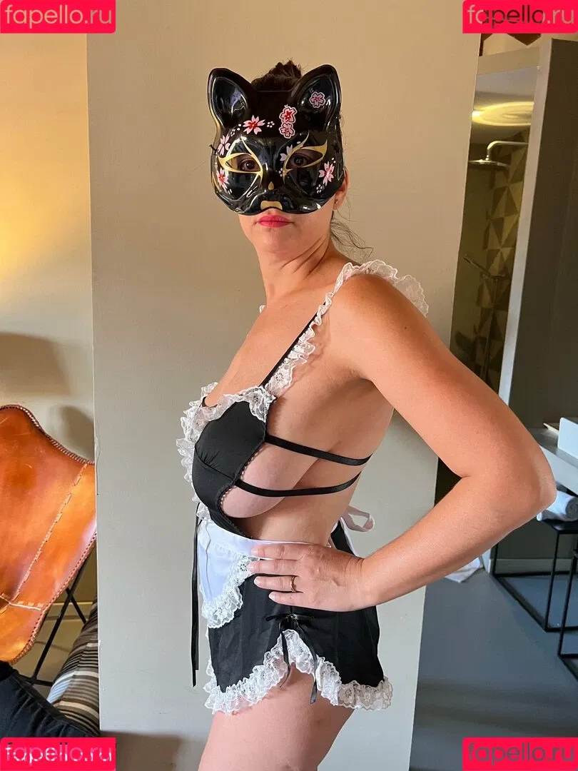 busty_barbie / bustyxl Onlyfans Photo Gallery 