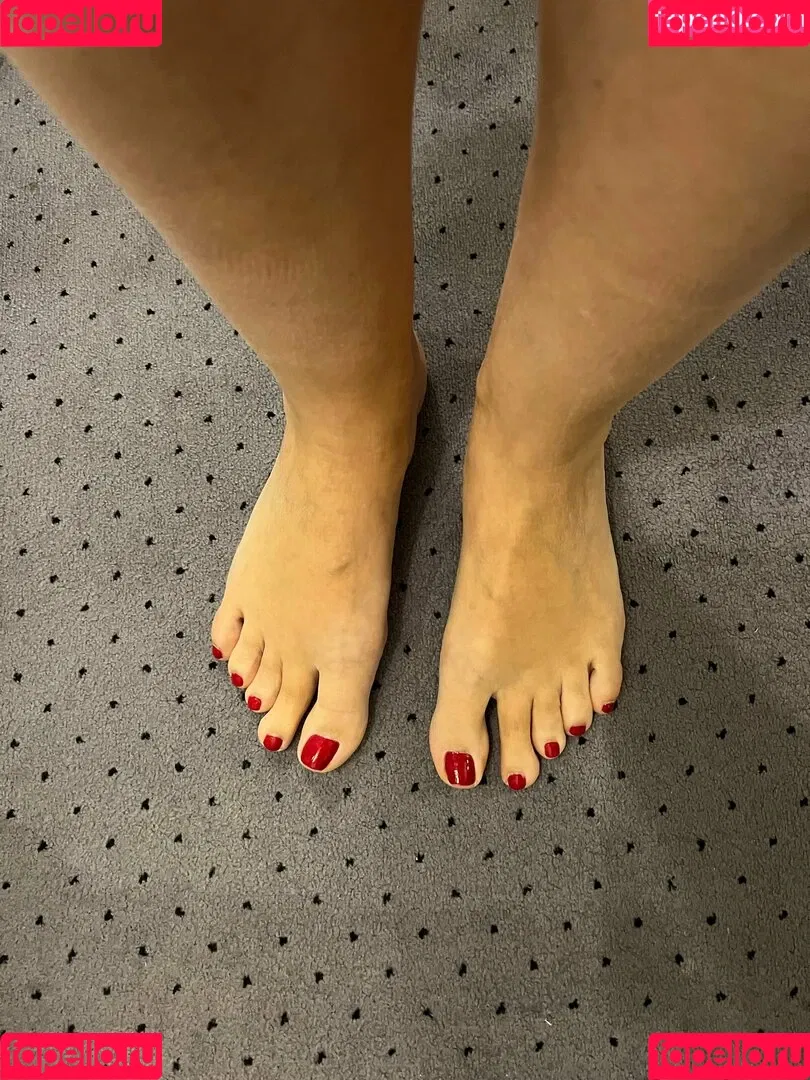 busty_barbie / bustyxl Onlyfans Photo Gallery 