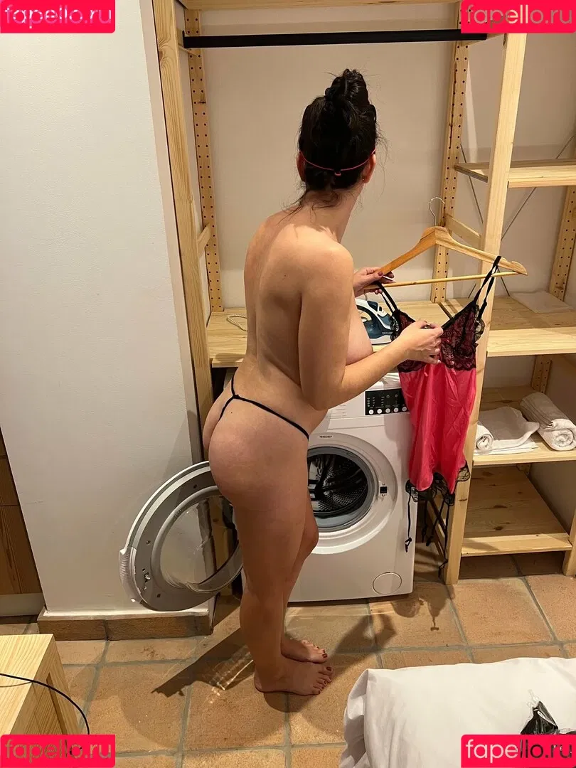 busty_barbie / bustyxl Onlyfans Photo Gallery 