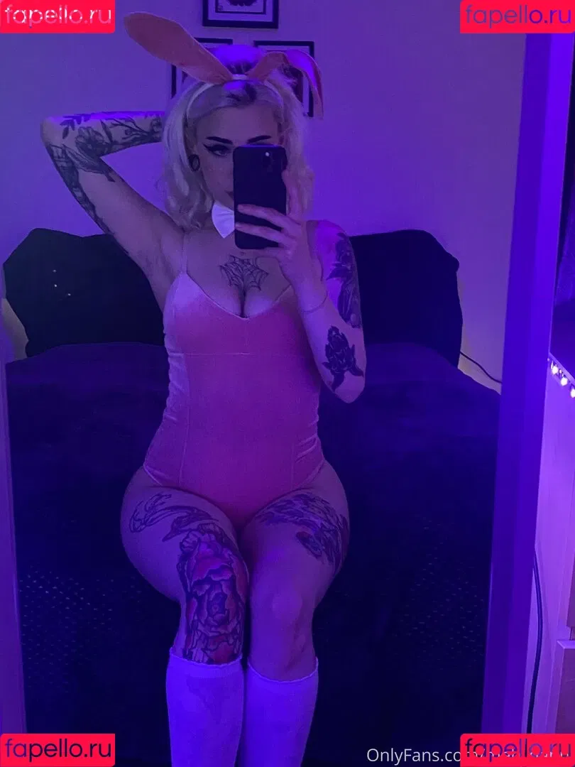 meh.danni / meh_danni Onlyfans Photo Gallery 