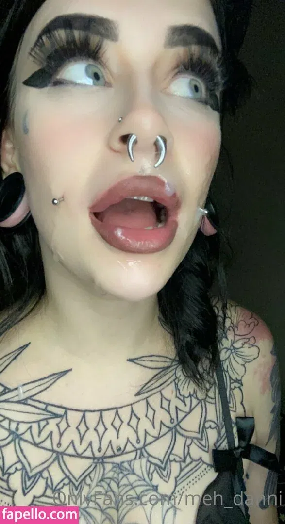 meh.danni / meh_danni Onlyfans Photo Gallery 