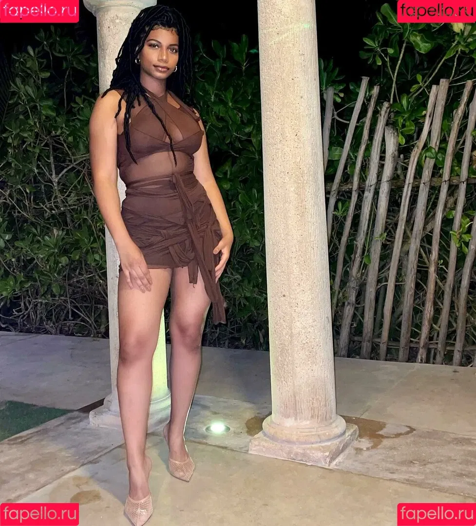 Taylor Rooks / taylorrooks Onlyfans Photo Gallery 