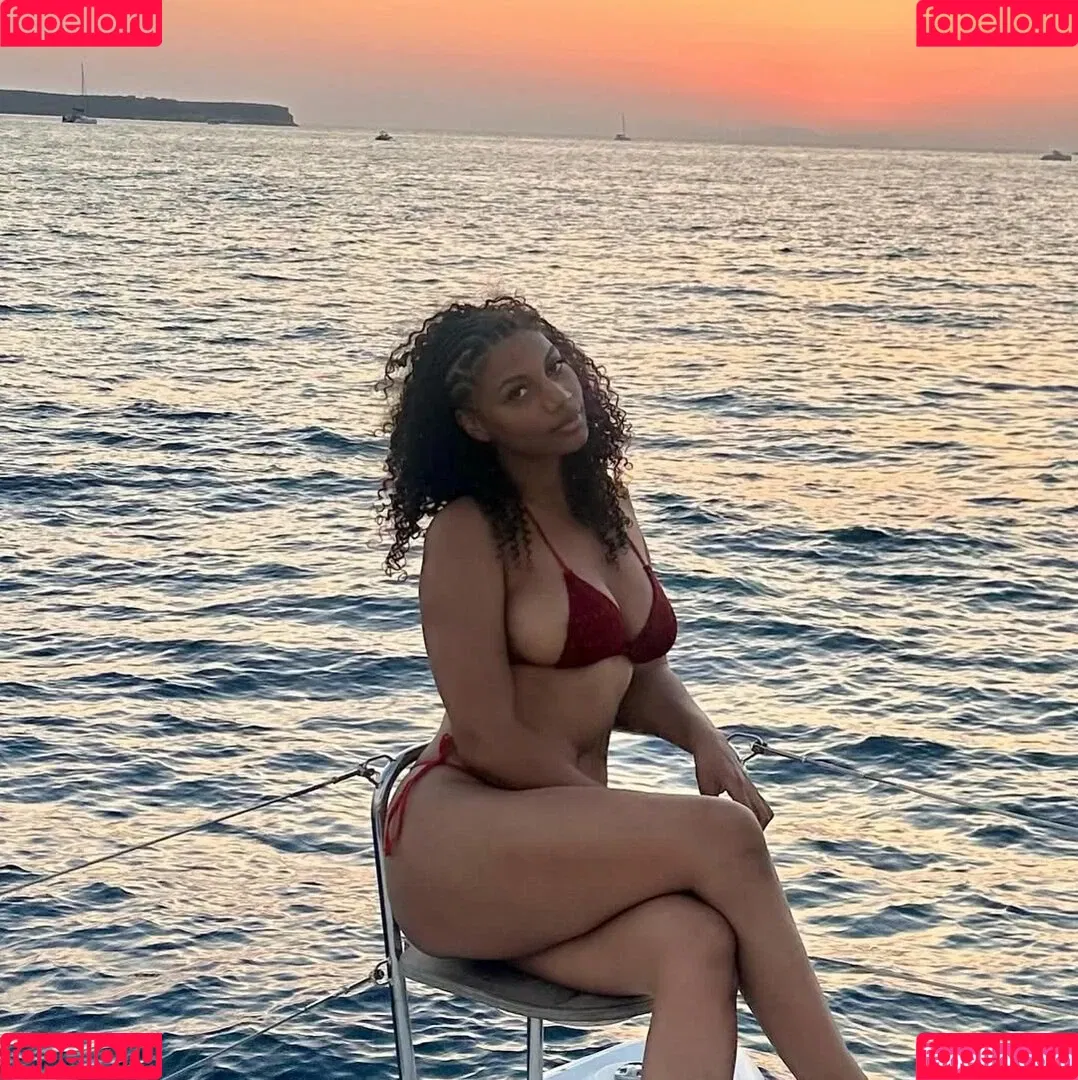 Taylor Rooks / taylorrooks Onlyfans Photo Gallery 