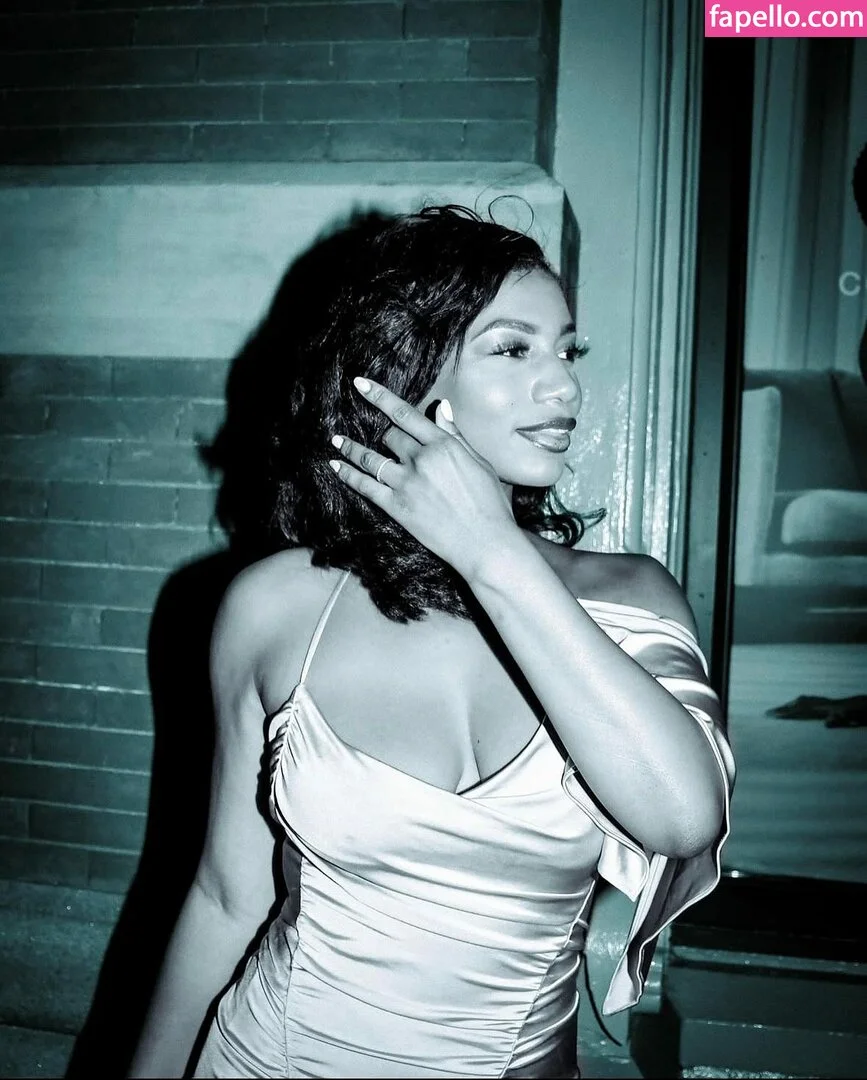 Taylor Rooks / taylorrooks Onlyfans Photo Gallery 