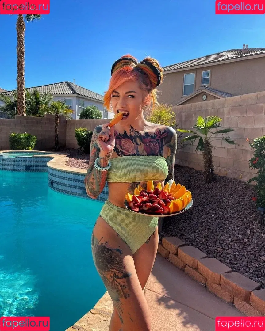WomenMetal / WomenofMetal / thrashmetaldoll Onlyfans Photo Gallery 
