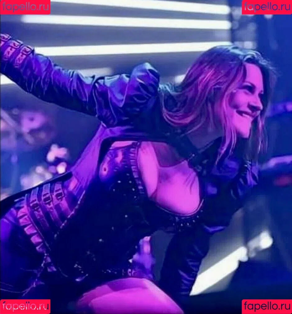 WomenMetal / WomenofMetal / thrashmetaldoll Onlyfans Photo Gallery 