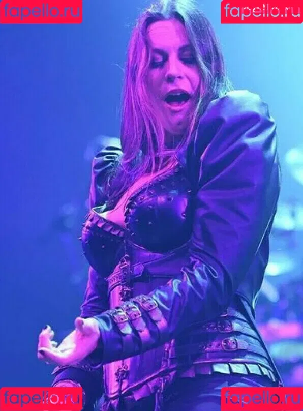 WomenMetal / WomenofMetal / thrashmetaldoll Onlyfans Photo Gallery 