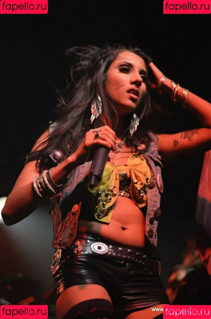 WomenMetal / WomenofMetal / thrashmetaldoll Onlyfans Photo Gallery 
