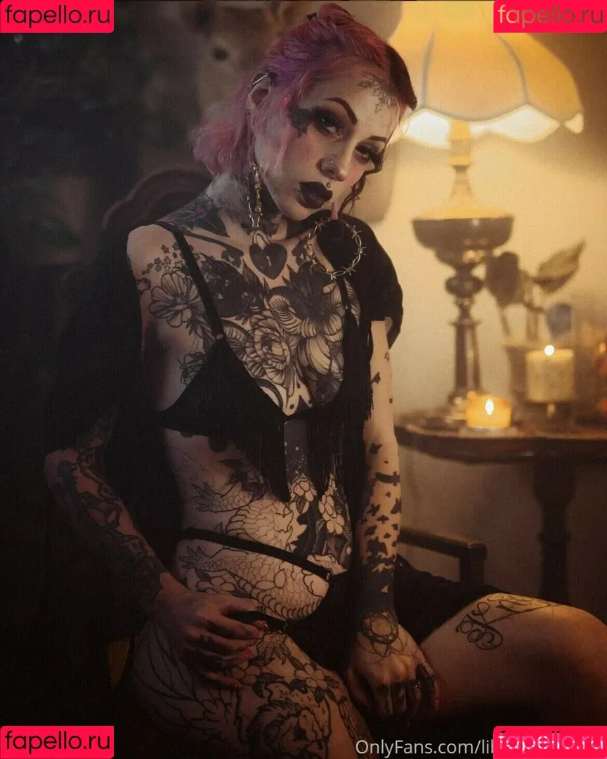 WomenMetal / WomenofMetal / thrashmetaldoll Onlyfans Photo Gallery 