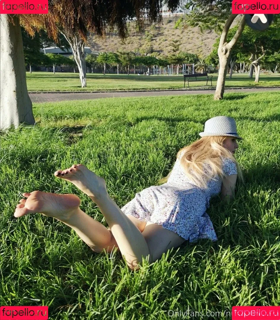 Feetvampire / vampire_feett Onlyfans Photo Gallery 