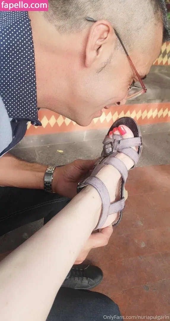 Feetvampire / vampire_feett Onlyfans Photo Gallery 