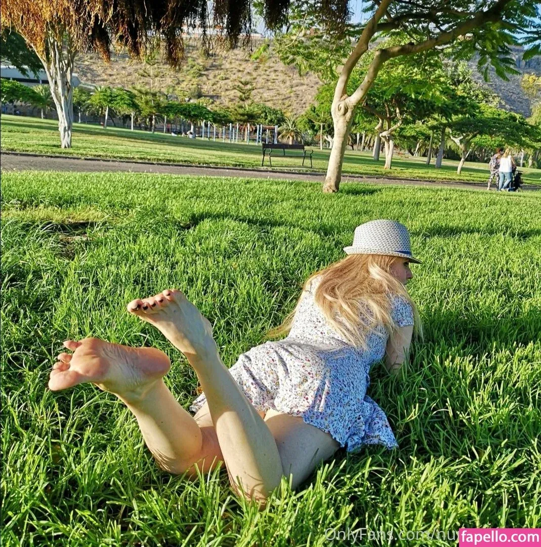 Feetvampire / vampire_feett Onlyfans Photo Gallery 