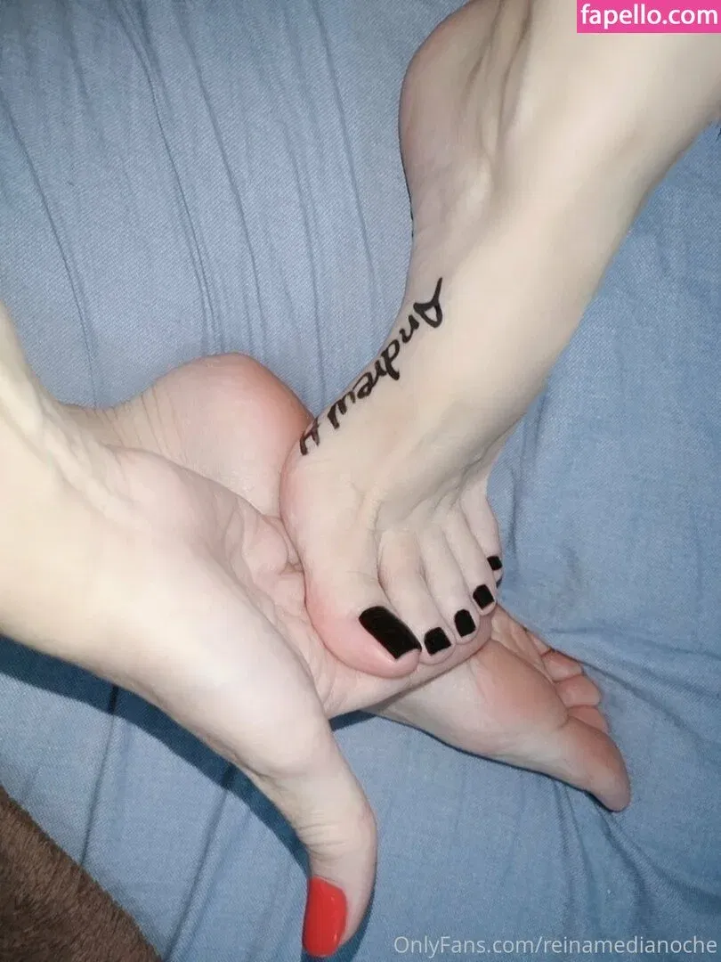 Feetvampire / vampire_feett Onlyfans Photo Gallery 
