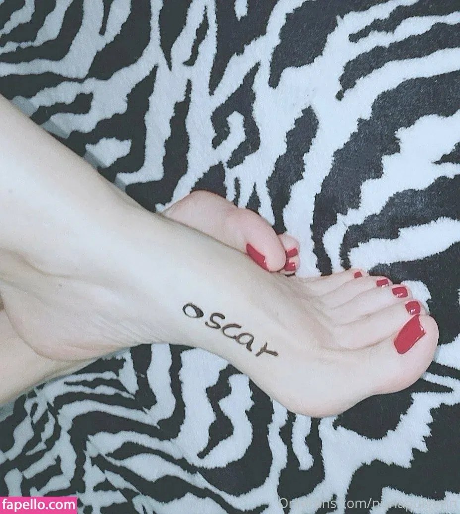 Feetvampire / vampire_feett Onlyfans Photo Gallery 