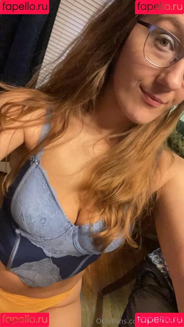 abrellibayan22 / firebaby22 Onlyfans Photo Gallery 