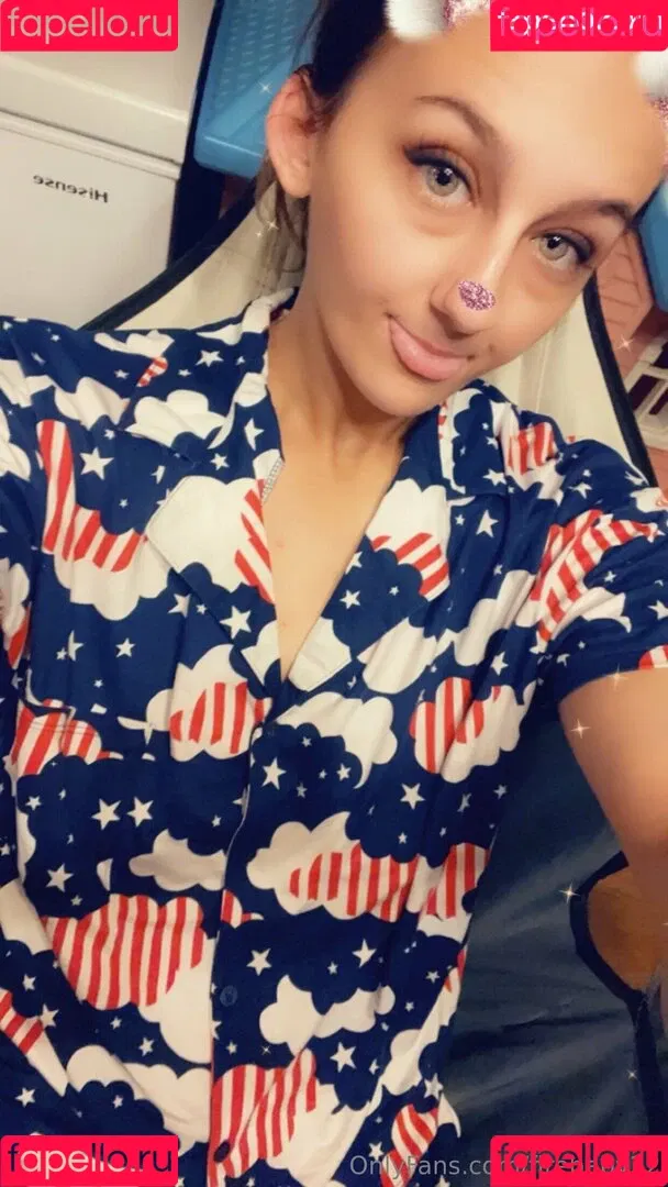 abrellibayan22 / firebaby22 Onlyfans Photo Gallery 