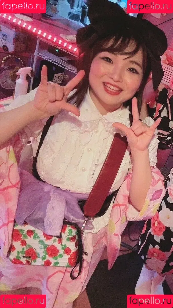 Childish Lina / chibibilina / linadeviljapan / りなんなん Onlyfans Photo Gallery 