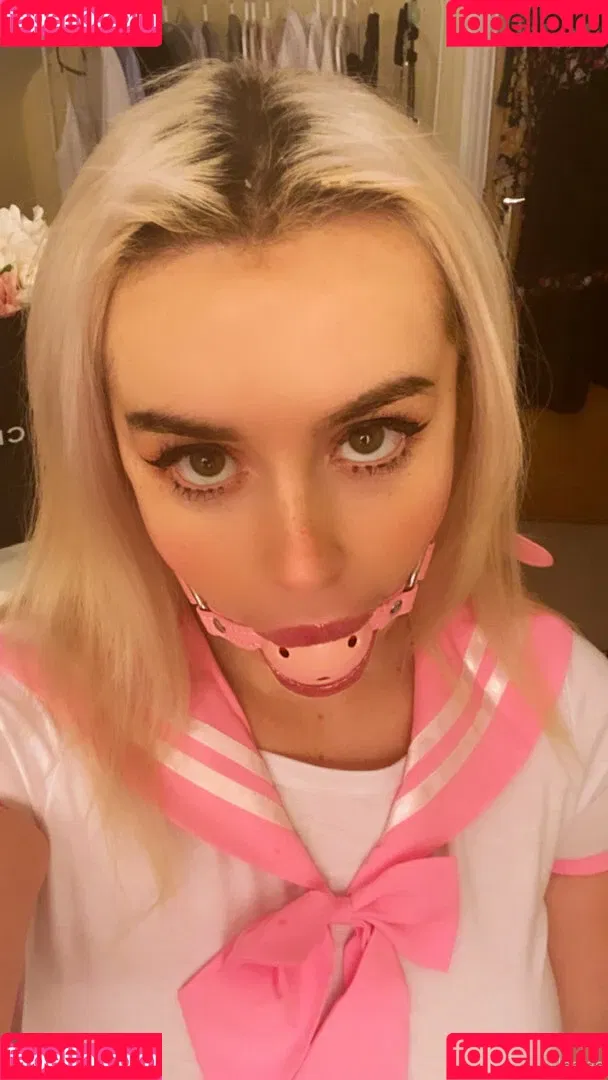 leastayspeachy / leaunlockedx / lolilealae / olasco_outfit Onlyfans Photo Gallery 