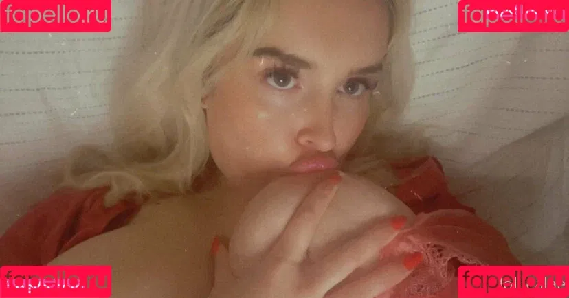 leastayspeachy / leaunlockedx / lolilealae / olasco_outfit Onlyfans Photo Gallery 