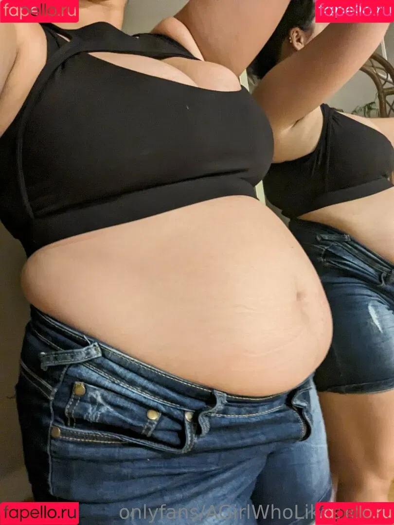 AGirlWhoLikesToEat / https: Onlyfans Photo Gallery 