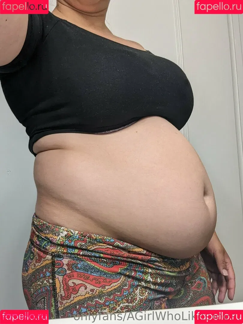 AGirlWhoLikesToEat / https: Onlyfans Photo Gallery 