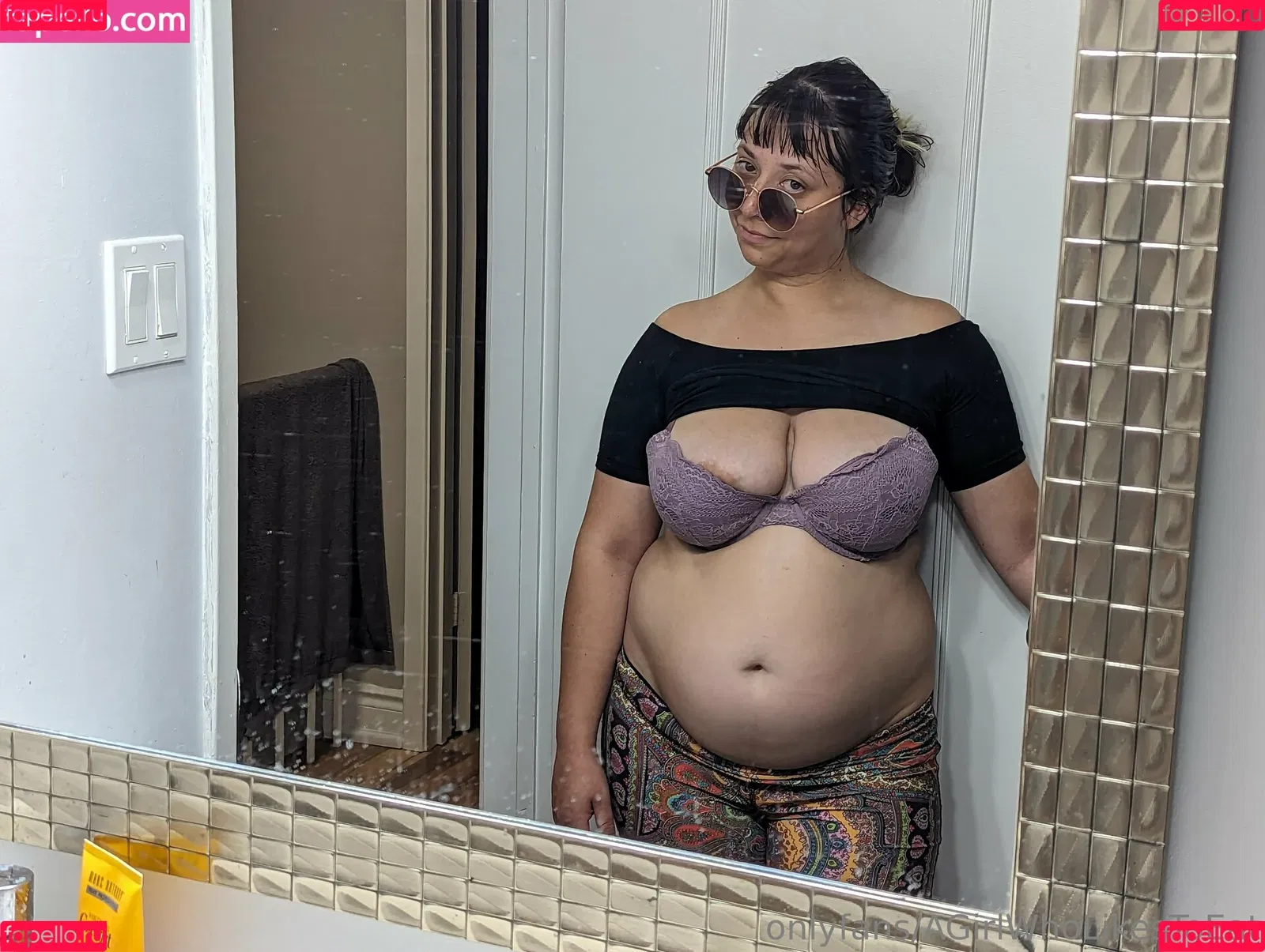 AGirlWhoLikesToEat / https: Onlyfans Photo Gallery 