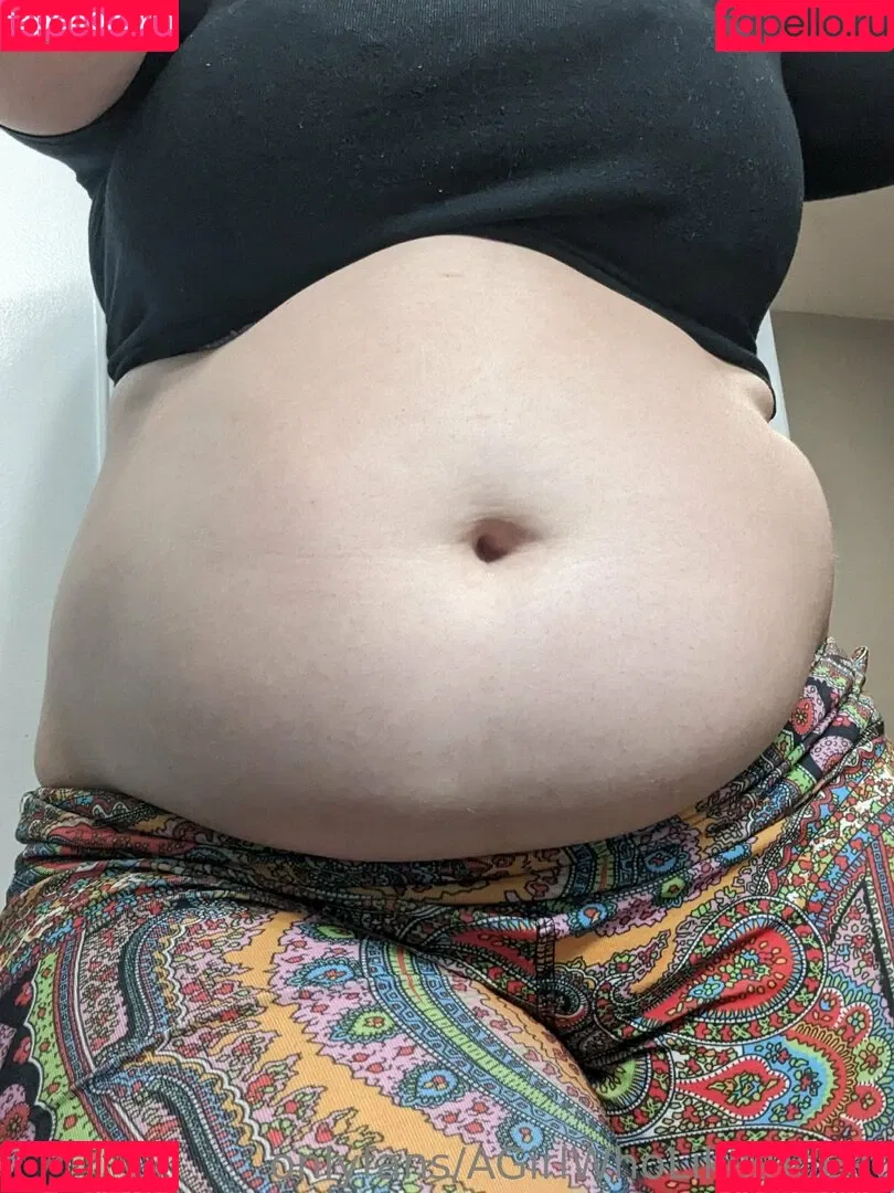 AGirlWhoLikesToEat / https: Onlyfans Photo Gallery 