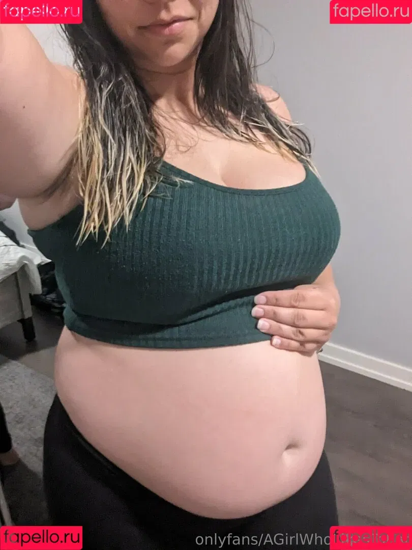 AGirlWhoLikesToEat / https: Onlyfans Photo Gallery 