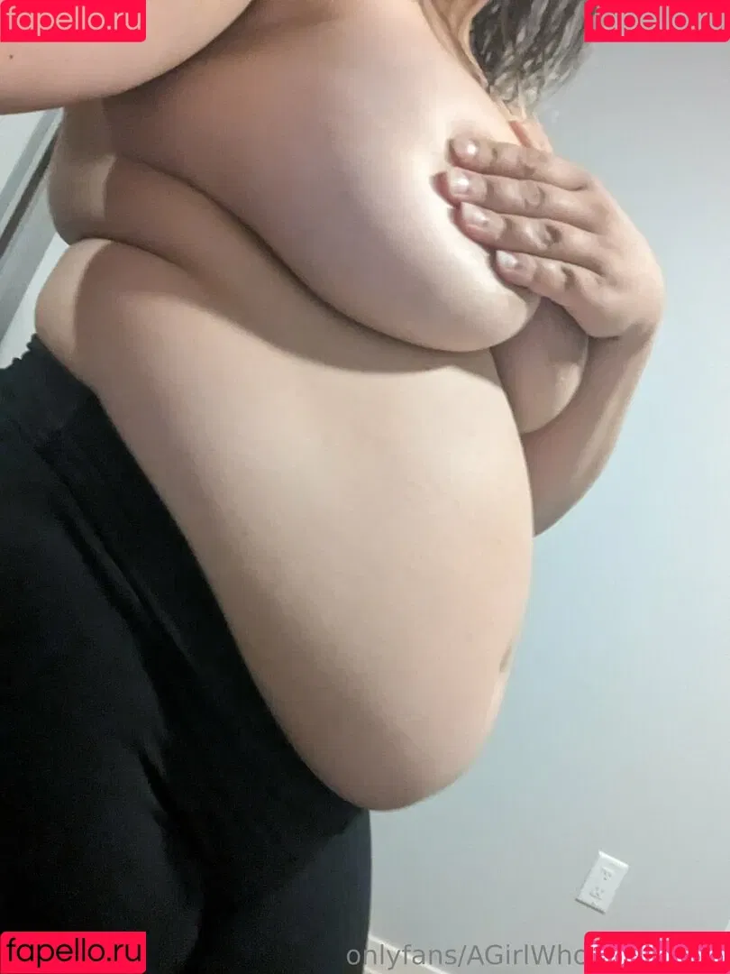AGirlWhoLikesToEat / https: Onlyfans Photo Gallery 