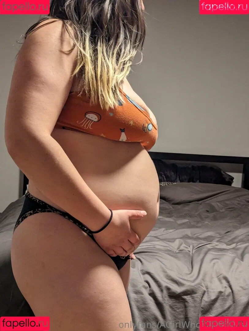 AGirlWhoLikesToEat / https: Onlyfans Photo Gallery 