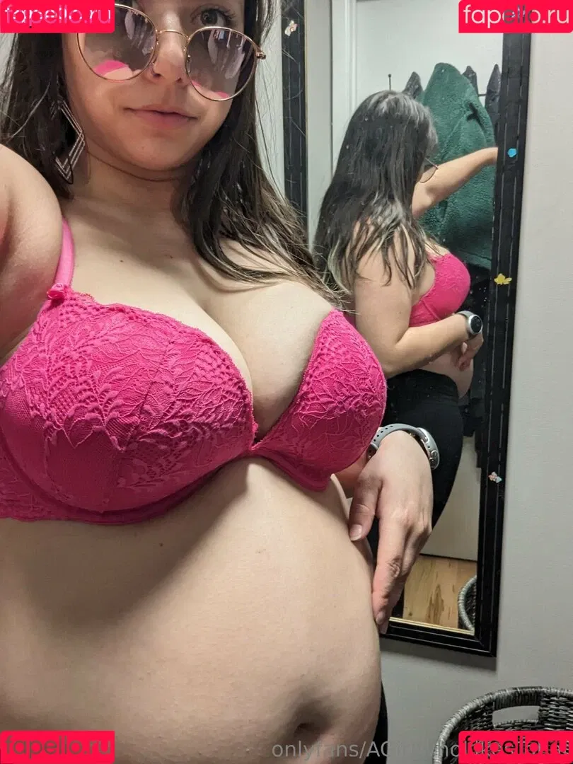 AGirlWhoLikesToEat / https: Onlyfans Photo Gallery 