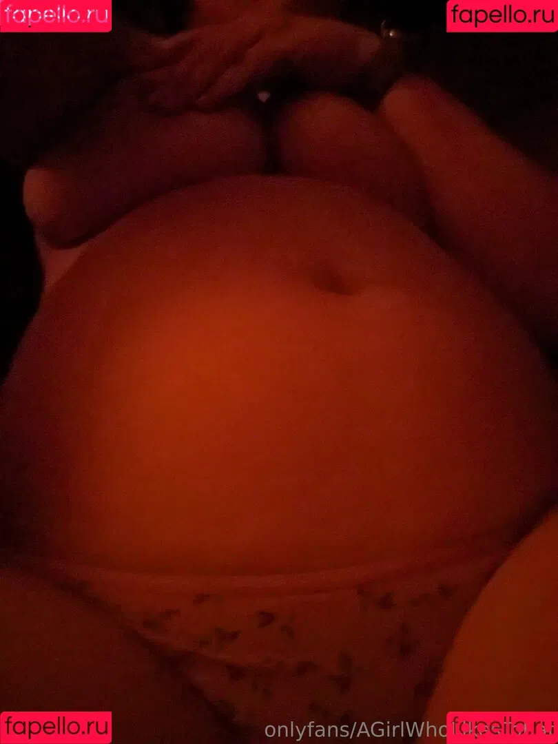 AGirlWhoLikesToEat / https: Onlyfans Photo Gallery 