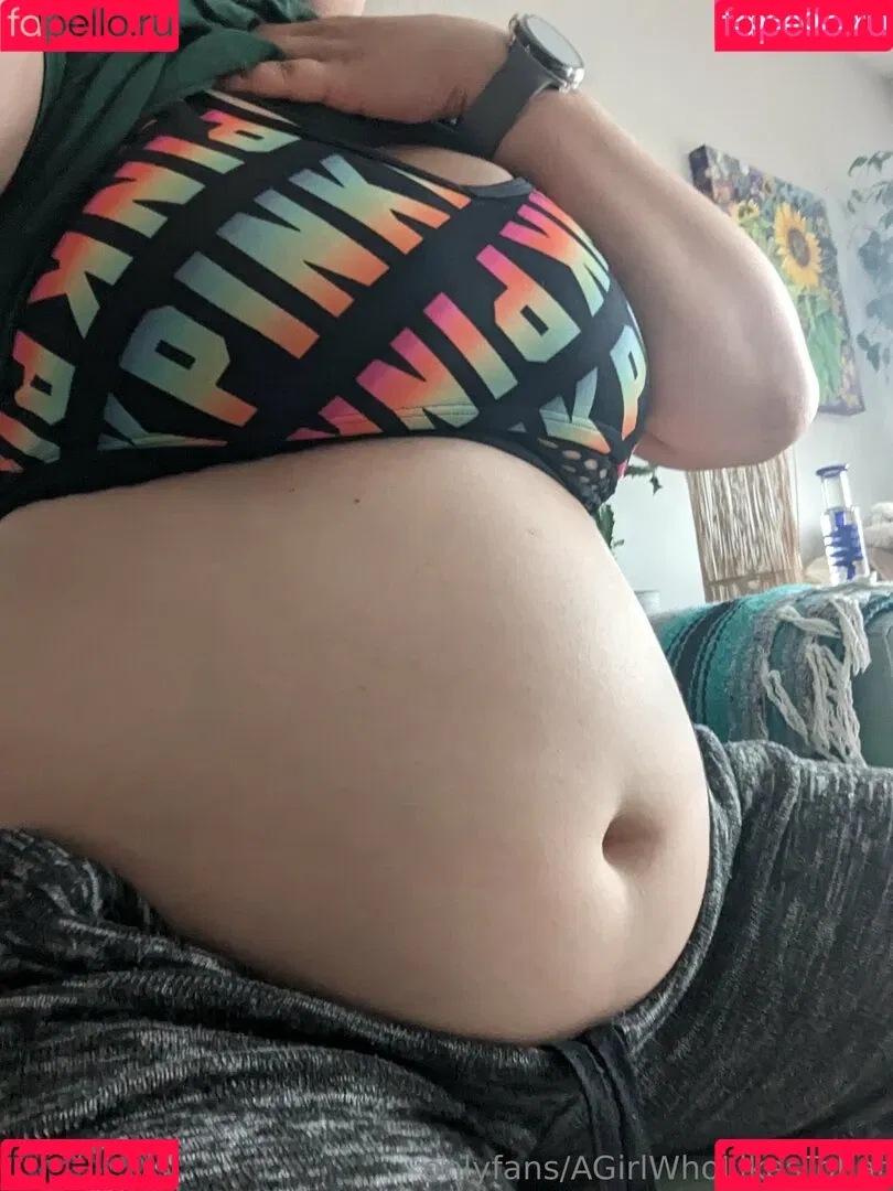 AGirlWhoLikesToEat / https: Onlyfans Photo Gallery 