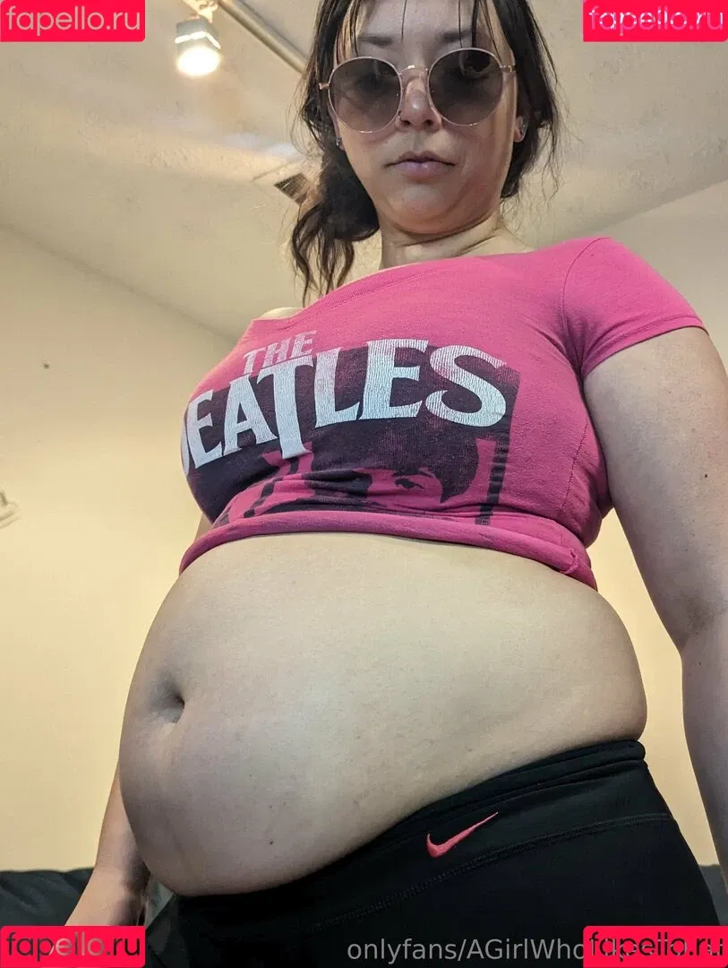 AGirlWhoLikesToEat / https: Onlyfans Photo Gallery 