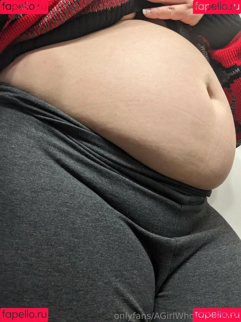 AGirlWhoLikesToEat / https: Onlyfans Photo Gallery 