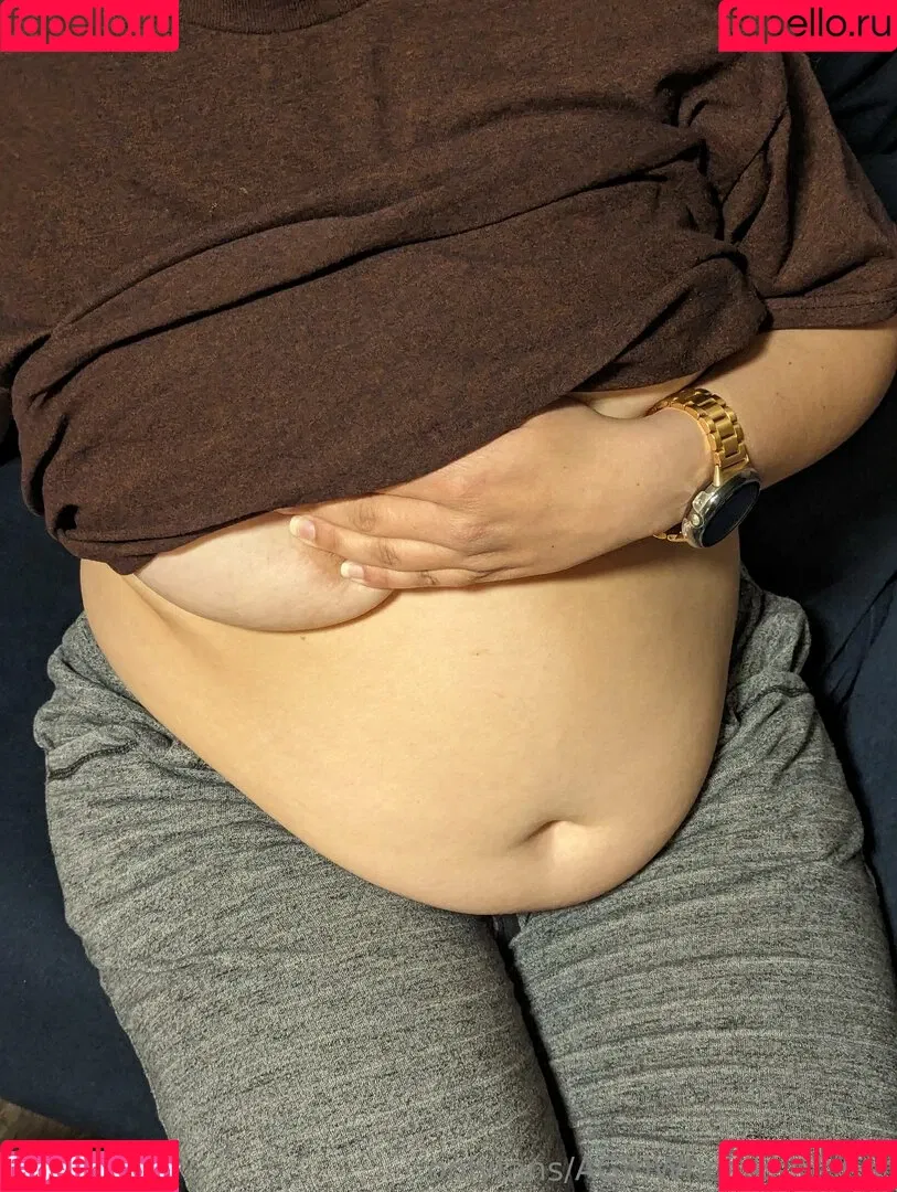 AGirlWhoLikesToEat / https: Onlyfans Photo Gallery 