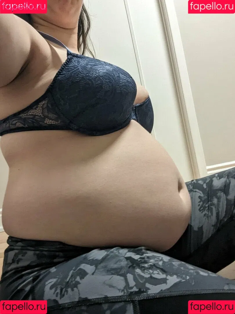 AGirlWhoLikesToEat / https: Onlyfans Photo Gallery 