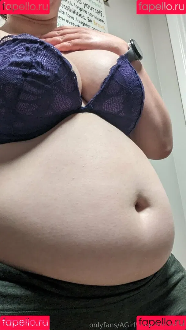 AGirlWhoLikesToEat / https: Onlyfans Photo Gallery 