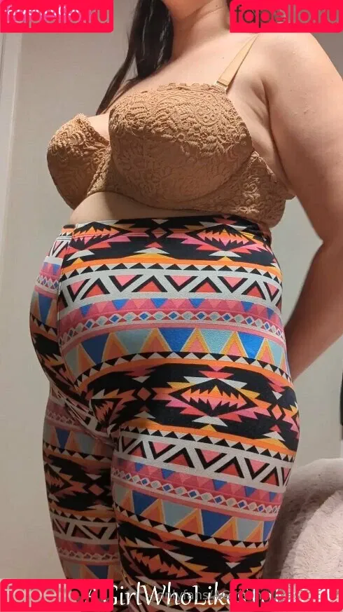 AGirlWhoLikesToEat / https: Onlyfans Photo Gallery 
