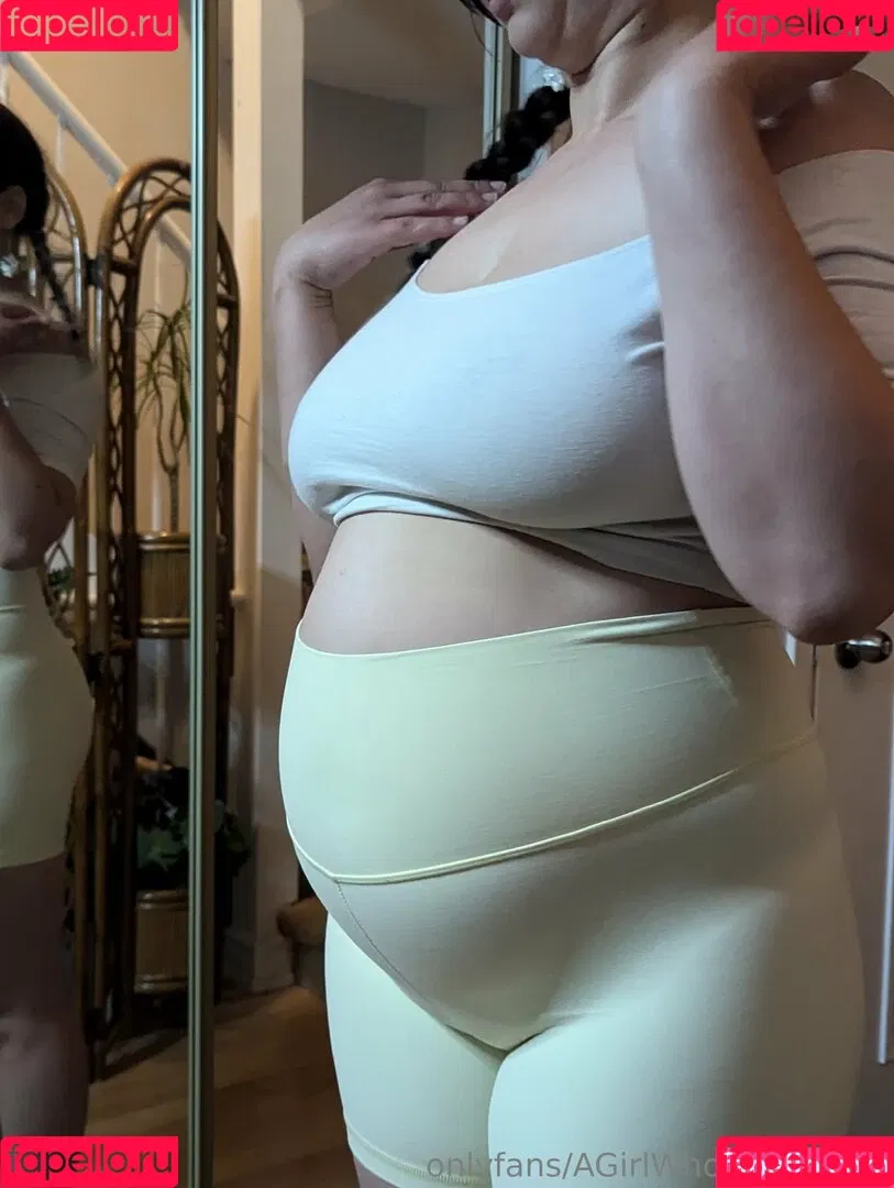 AGirlWhoLikesToEat / https: Onlyfans Photo Gallery 
