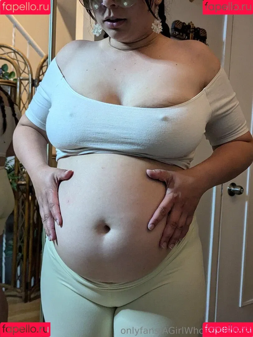AGirlWhoLikesToEat / https: Onlyfans Photo Gallery 