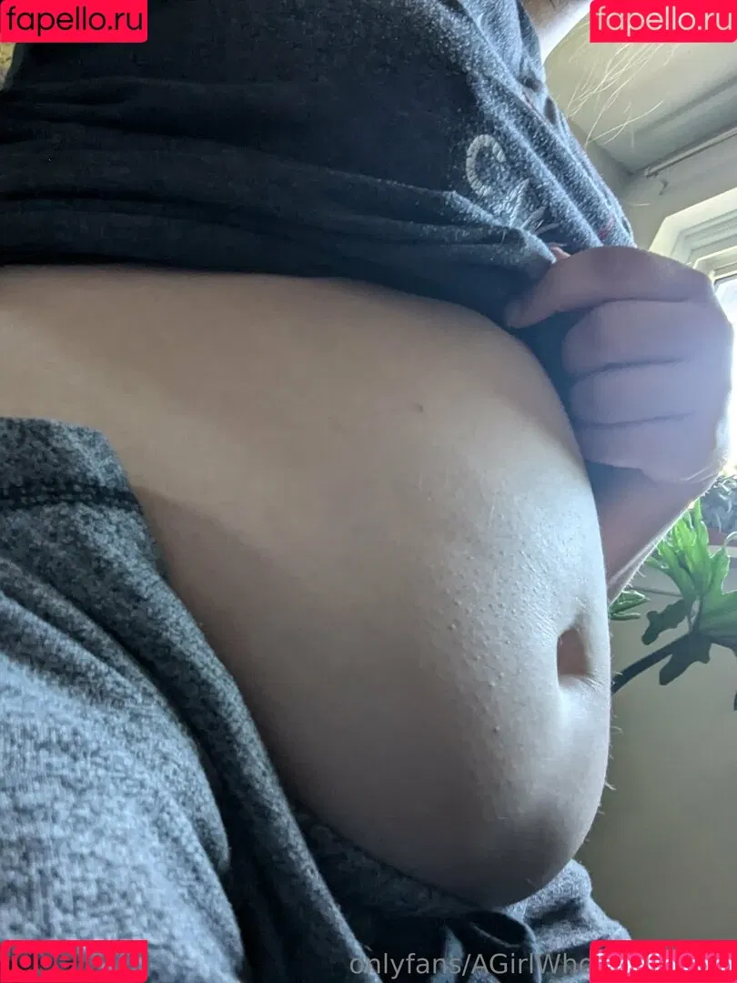 AGirlWhoLikesToEat / https: Onlyfans Photo Gallery 