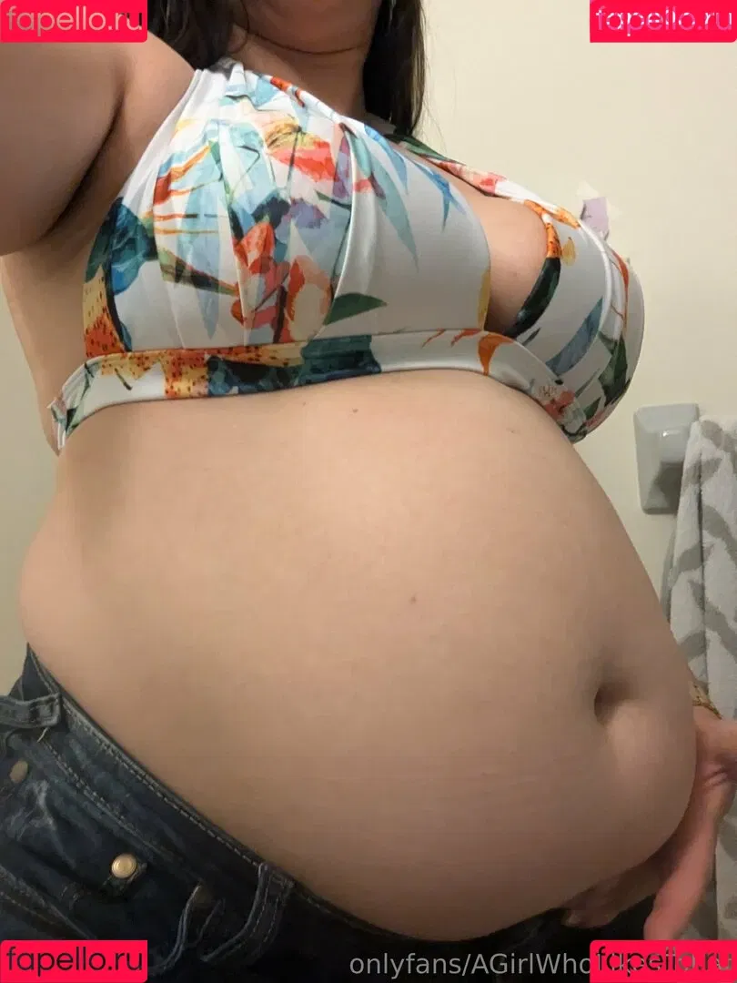AGirlWhoLikesToEat / https: Onlyfans Photo Gallery 
