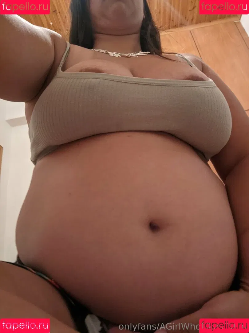 AGirlWhoLikesToEat / https: Onlyfans Photo Gallery 
