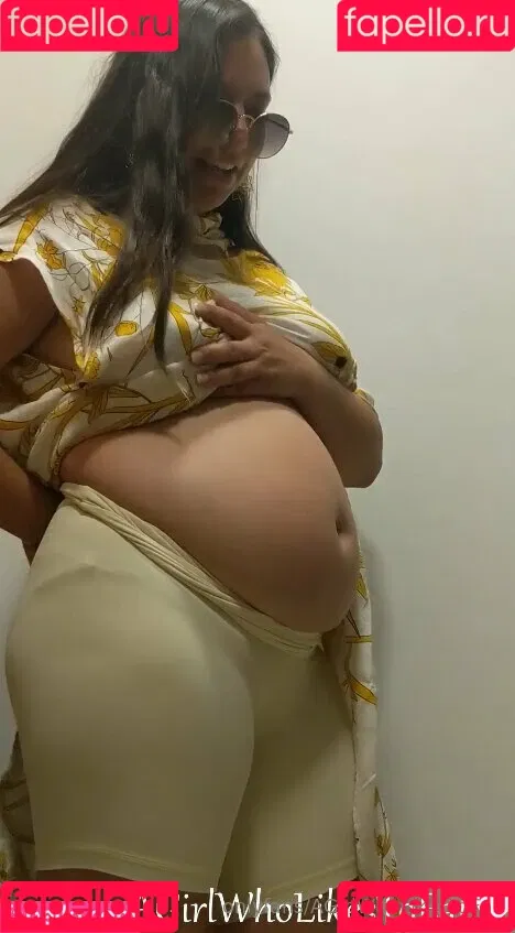 AGirlWhoLikesToEat / https: Onlyfans Photo Gallery 