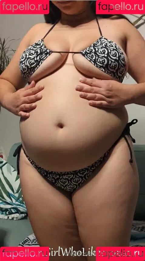 AGirlWhoLikesToEat / https: Onlyfans Photo Gallery 