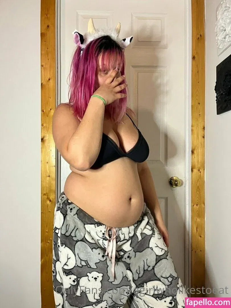 AGirlWhoLikesToEat / https: Onlyfans Photo Gallery 