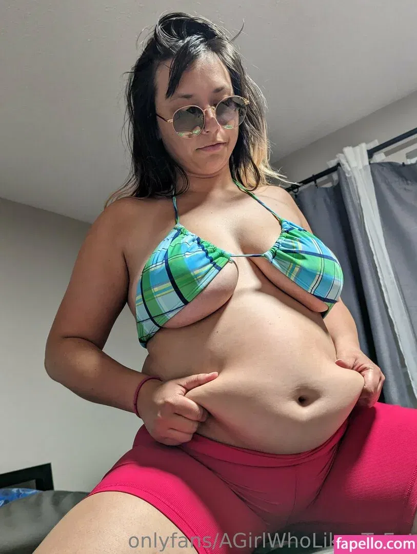 AGirlWhoLikesToEat / https: Onlyfans Photo Gallery 