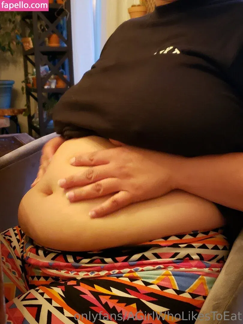 AGirlWhoLikesToEat / https: Onlyfans Photo Gallery 